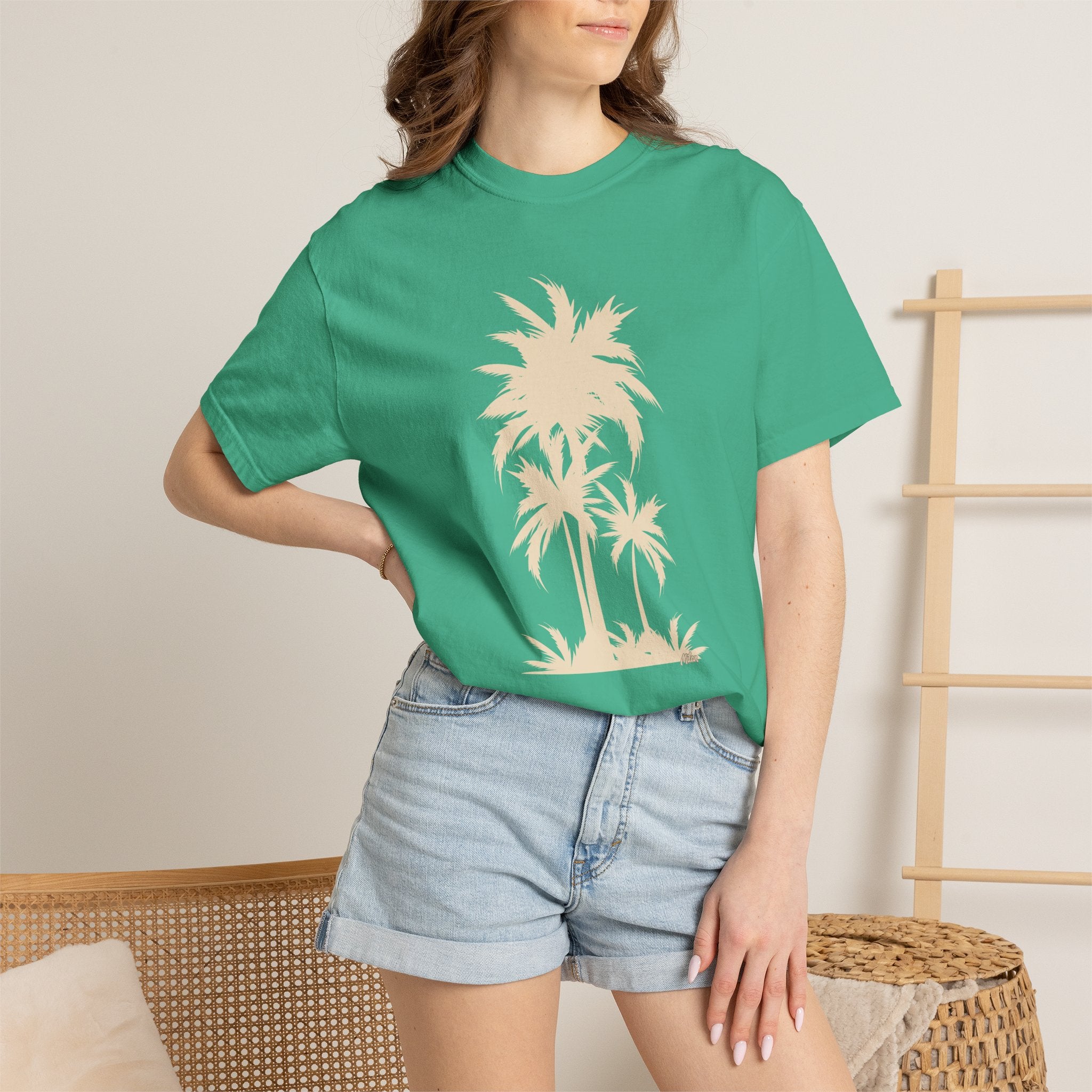 Palm Tree Graphic T-Shirt — Minimal Beach Vibe Tee